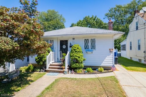 86 James St, South River, NJ, 08882-2115 | Card Image