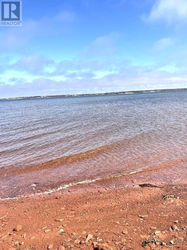 609 Queens Point Rd, Home with 7 bedrooms, 3 bathrooms and null parking in Grand Tracadie PE | Image 5