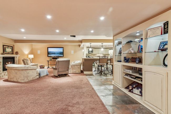 22454 Hinspeter Dr, House other with 4 bedrooms, 4 bathrooms and 3 parking in Frankfort IL | Image 37