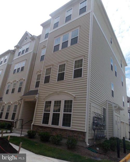 24698 Lynette Springs Ter, ALDIE, VA, 20105-5539 | Card Image