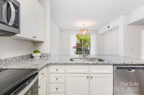 unit-321-1315 East Blvd, Charlotte, NC, 28203-5982 | Card Image