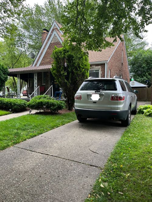 15666 Eastwood St, Detroit, MI, 48205-2940 | Card Image