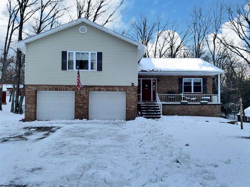 68 Loch Haven Dr, Morgantown, WV, 26508-2936 | Card Image