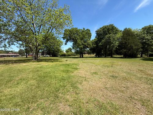 00 White Avenue, Graceville, FL, 32440 | Card Image