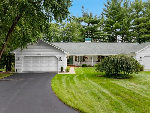 5578 Millbrook Dr, Williamsburg, MI, 49690-9214 | Card Image