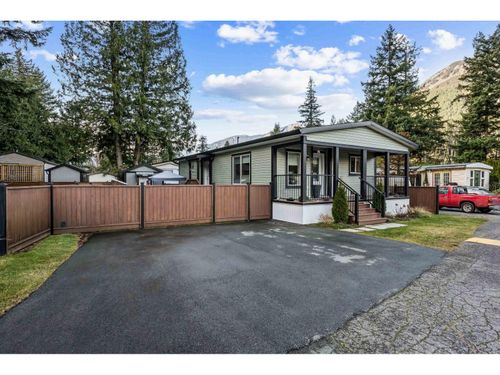 18-63071 Flood Hope Rd, Hope, BC, V0X1L2 | Card Image
