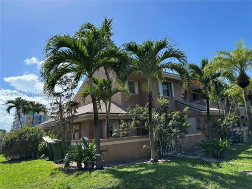 201-708 Se 3rd Avenue Ext, Hallandale Beach, FL, 33009-6446 | Card Image
