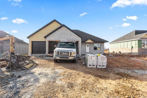 7811 Scenic Valley Loop, Tontitown, AR, 72762-5394 | Card Image