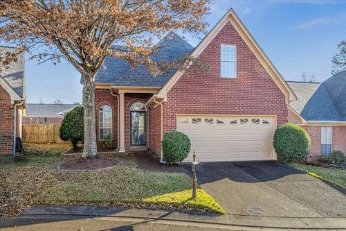 624 Ashley Glen Cir E, Cordova, TN, 38018-1000 | Card Image