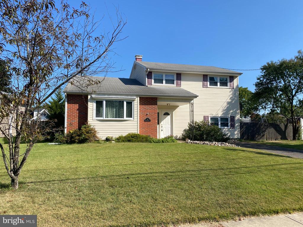 Monroe Dr, Trenton, NJ 08619