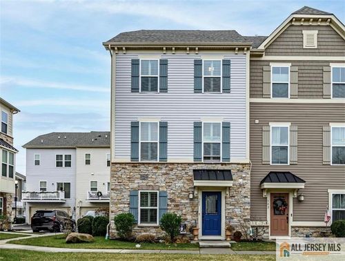 303 Bayside Ct, South Amboy, NJ, 08879-1931 | Card Image