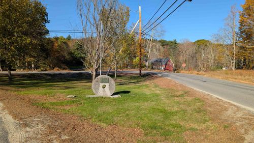 281 Hodgdon Rd, Weare, NH, 03281-4816 | Card Image