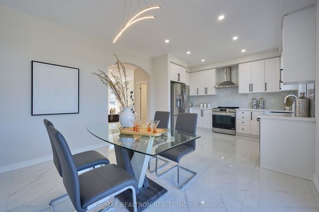 10 Globemaster Lane, House attached with 3 bedrooms, 4 bathrooms and 1 parking in Richmond Hill ON | Image 21
