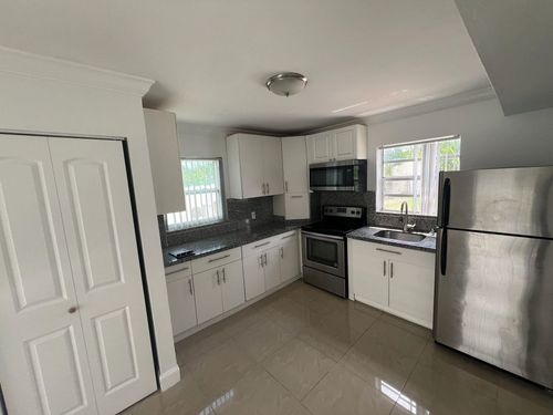 apt-3-2342 Wilson St, Hollywood, FL, 33020-2674 | Card Image