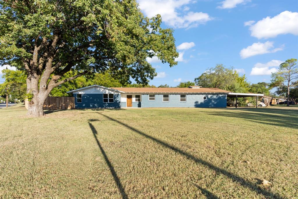 Chaffin Dr, Richland Hills, TX 76118