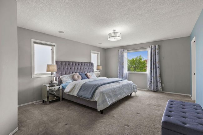 38 Simcoe Crescent Sw, House other with 4 bedrooms, 4 bathrooms and 4 parking in Calgary AB | Image 28