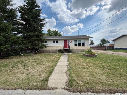 126 Myers Cres, Maple Creek, SK, S0N1N0 | Card Image