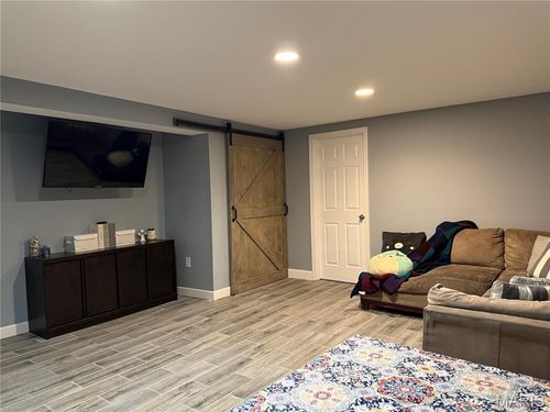 4079 Lockport Dr, Bridgeton, MO, 63044-2130 | Card Image