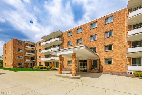 288-521 Tollis Pkwy, Broadview Heights, OH, 44147-1816 | Card Image