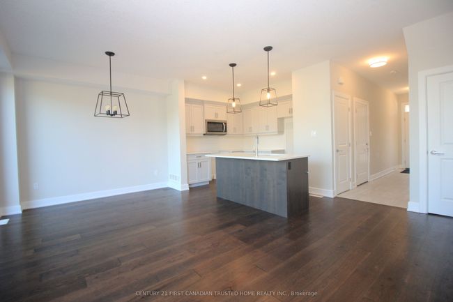 71 - 601 Lions Park Dr, House attached with 3 bedrooms, 4 bathrooms and 1 parking in Mount Brydges ON | Image 9