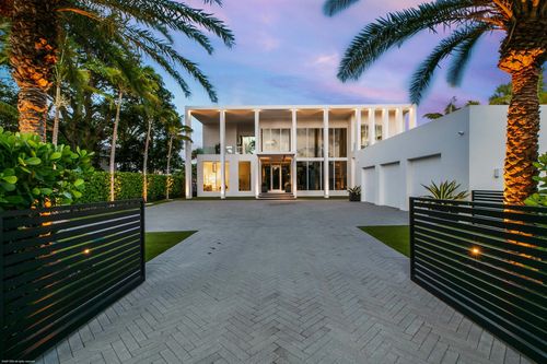 14844 Palmwood Rd, Palm Beach Gardens, FL, 33410-1020 | Card Image