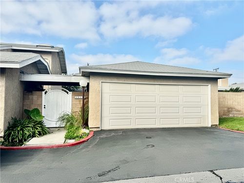 apt-d-3913 W Hazard Ave, Santa Ana, CA, 92703-1601 | Card Image