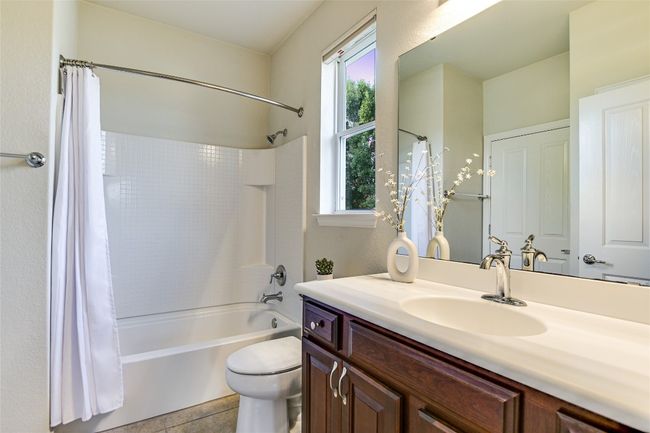 107 Apache Mountain Ln, House other with 2 bedrooms, 2 bathrooms and 2 parking in Georgetown TX | Image 24