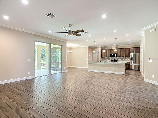 Great Room and Kitchen | Image 12