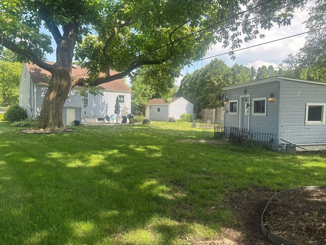 652 N Maple Ave, House other with 3 bedrooms, 1 bathrooms and 6 parking in Palatine IL | Image 6