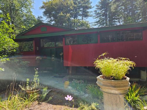 32 S Bow Rd, Bow, NH, 03304-5600 | Card Image