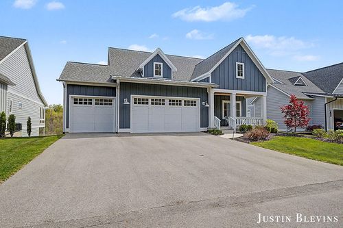 4297 Riverlands Court Ne, Grand Rapids, MI, 49525 | Card Image