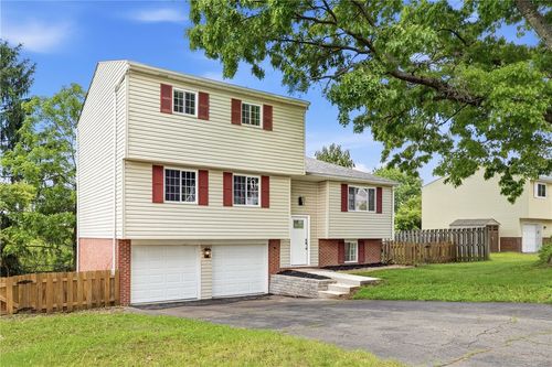 426 Linden Dr, Cheswick, PA, 15024-9603 | Card Image