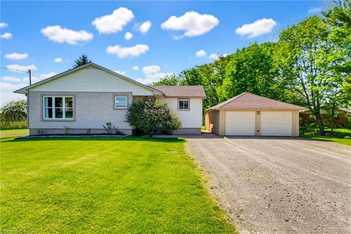 1810 Cream St, Fenwick, ON, L0S1C0 | Card Image