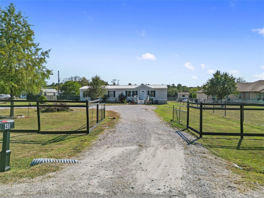 Cedar Hill Dr, Huntsville, TX 77320