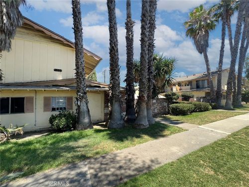 1807 W Sumac Ln, Anaheim, CA, 92804-6642 | Card Image