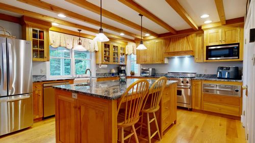 486 Webbs Mills Road, Raymond, ME, 04071 | Card Image