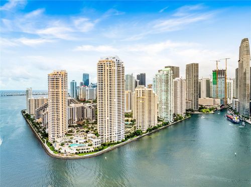 1010-888 Brickell Key Dr, Miami, FL, 33131-2600 | Card Image