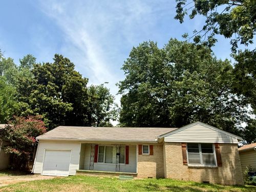 1007 E 49th St, Tulsa, OK, 74105-4611 | Card Image