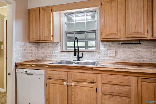 1305 Beeson Gap Rd Ne, House other with 3 bedrooms, 2 bathrooms and null parking in Fort Payne AL | Image 12