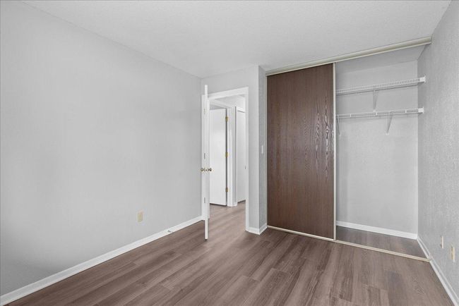 Guest Bedroom | Image 16