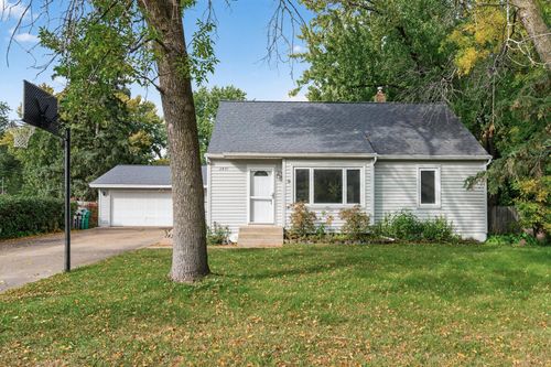 2431 Ridge Ln, Mounds View, MN, 55112-4941 | Card Image