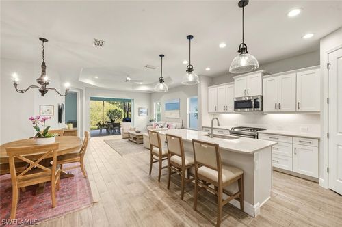 2175 Marquesa Cir, NAPLES, FL, 34112-3857 | Card Image
