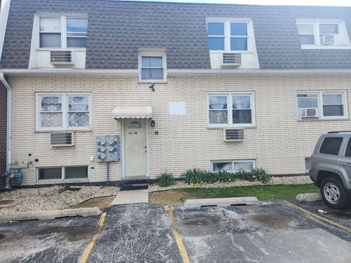 5648 Saint James Ct, Oak Lawn, IL, 60453-4541 | Card Image