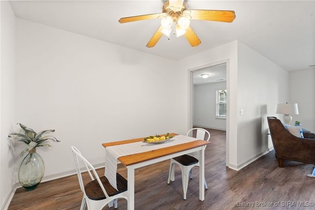 207 Colonial Club Dr, Condo with 2 bedrooms, 2 bathrooms and null parking in New Albany IN | Image 10