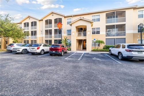 2213-9055 Colby Dr, FORT MYERS, FL, 33919-3290 | Card Image