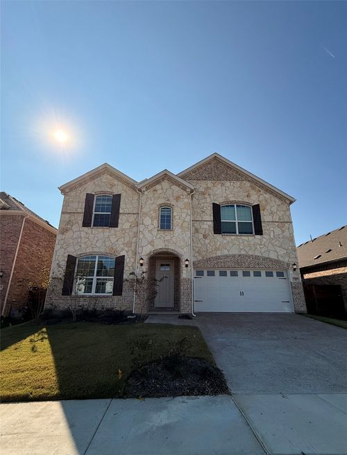 3900 Falcon Fld, Mesquite, TX, 75181-4393 | Card Image
