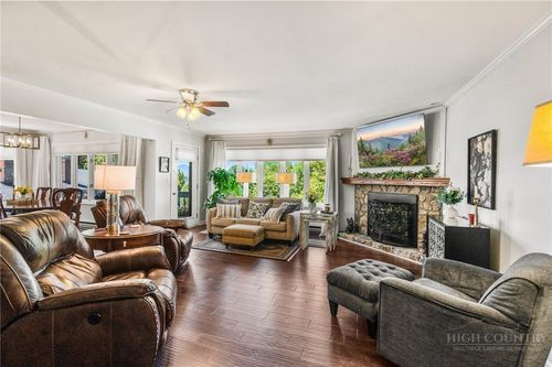 32-125 Pinnacle Ave, Blowing Rock, NC, 28605-6456 | Card Image