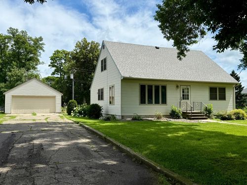 11 N Bloomquist St, Blomkest, MN, 56216 | Card Image