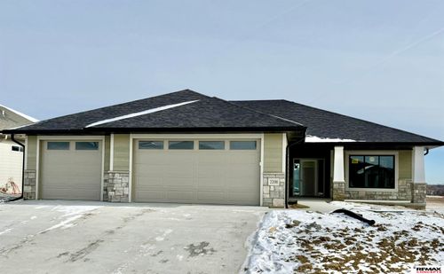 2208 Milrose Branch Rd, Lincoln, NE, 68520-1533 | Card Image