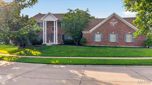 2259 Sycamore Dr, Chesterfield, MO, 63017-7287 | Card Image